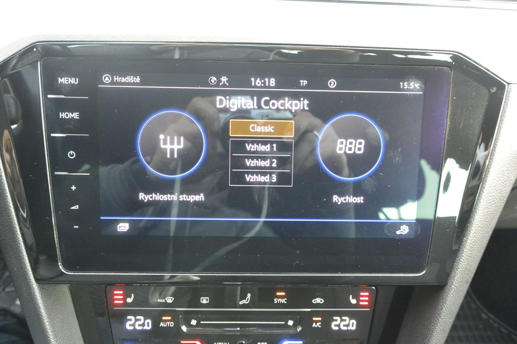 Volkswagen Passat 2.0TDi DSG * DPH *