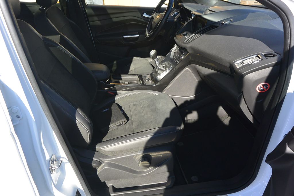 Ford Kuga 1.5EcoBoost ST-Line