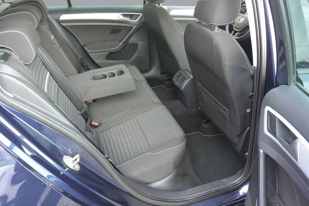 Volkswagen Golf 2.0TDi 110kW
