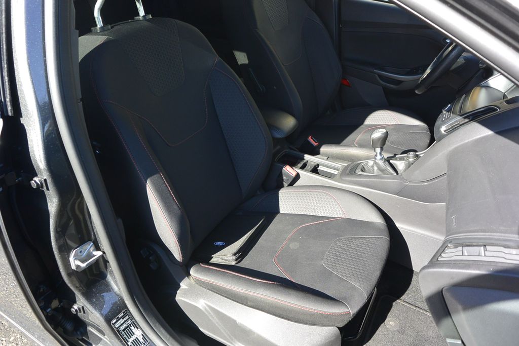 Ford Focus 1.0EcoBoost ST-Line