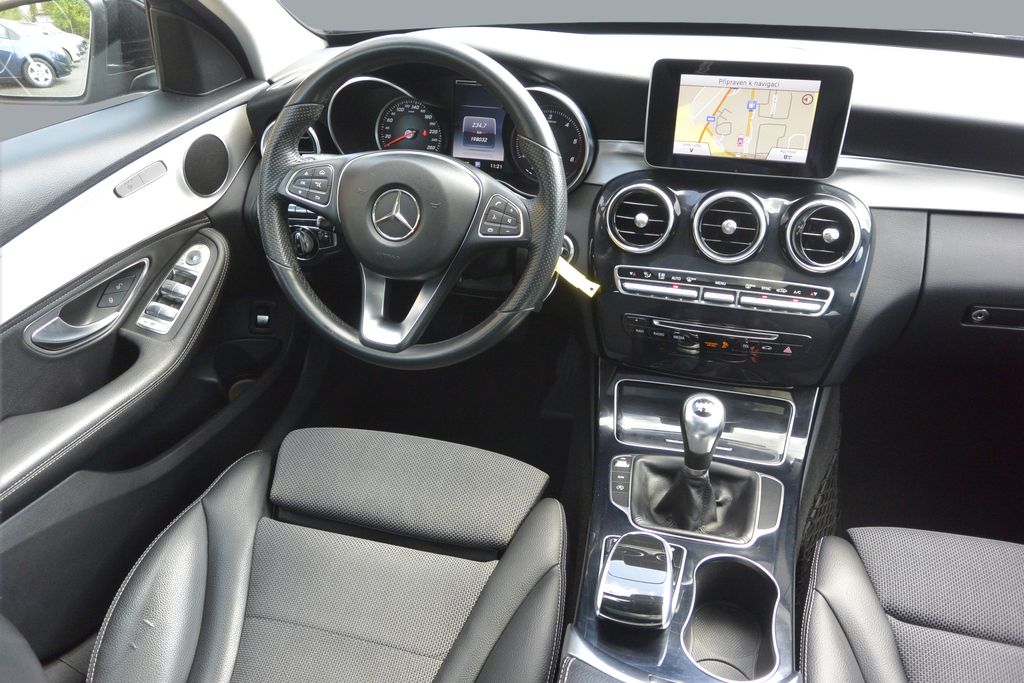 Mercedes-Benz C 200 C200d Avantgarde