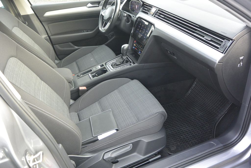 Volkswagen Passat 2.0TDi DSG * DPH *