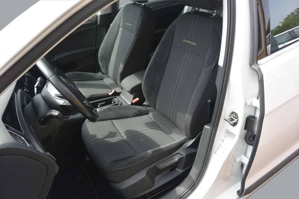 Volkswagen Golf 2.0TDi Alltrack DSG 4×4 DPH