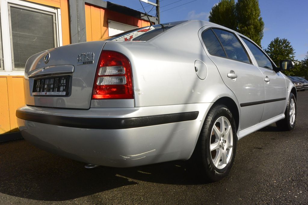 Škoda Octavia 1.6i