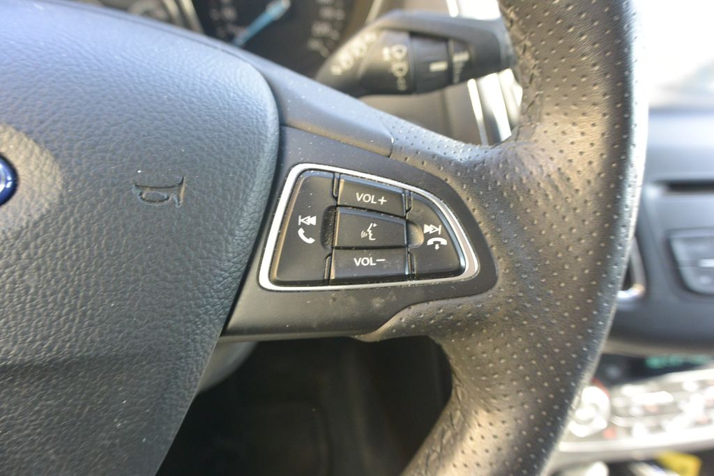 Ford Focus 1.0EcoBoost ST-Line