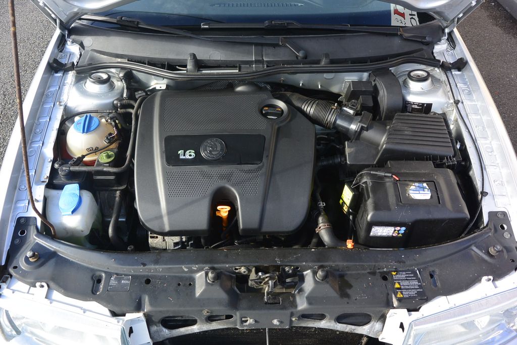 Škoda Octavia 1.6i
