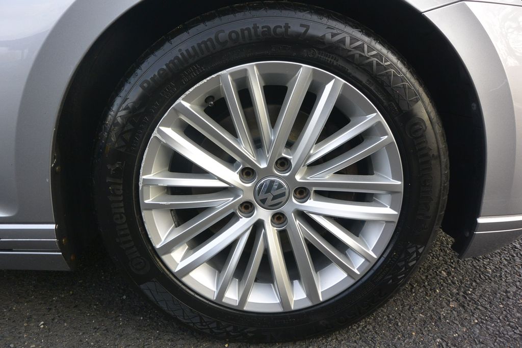 Volkswagen Passat 2.0TDi DSG * DPH *