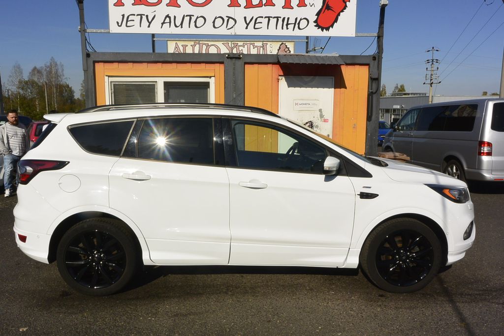 Ford Kuga 1.5EcoBoost ST-Line
