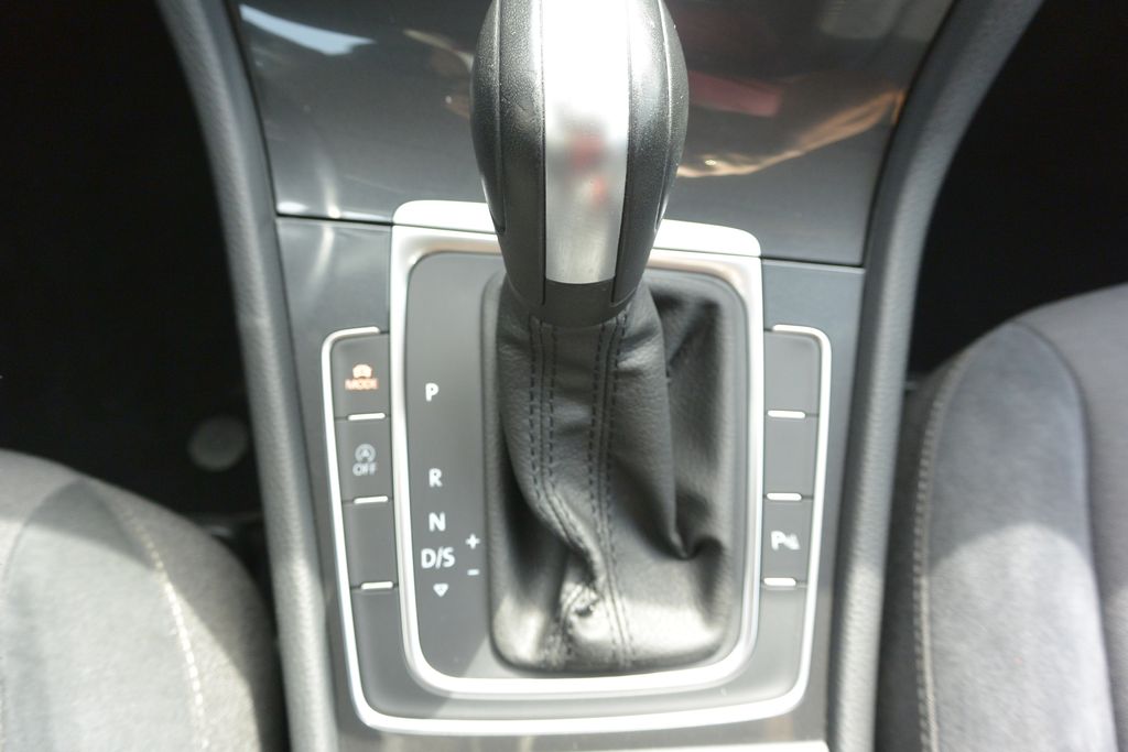 Volkswagen Golf 2.0TDi Alltrack DSG 4×4 DPH