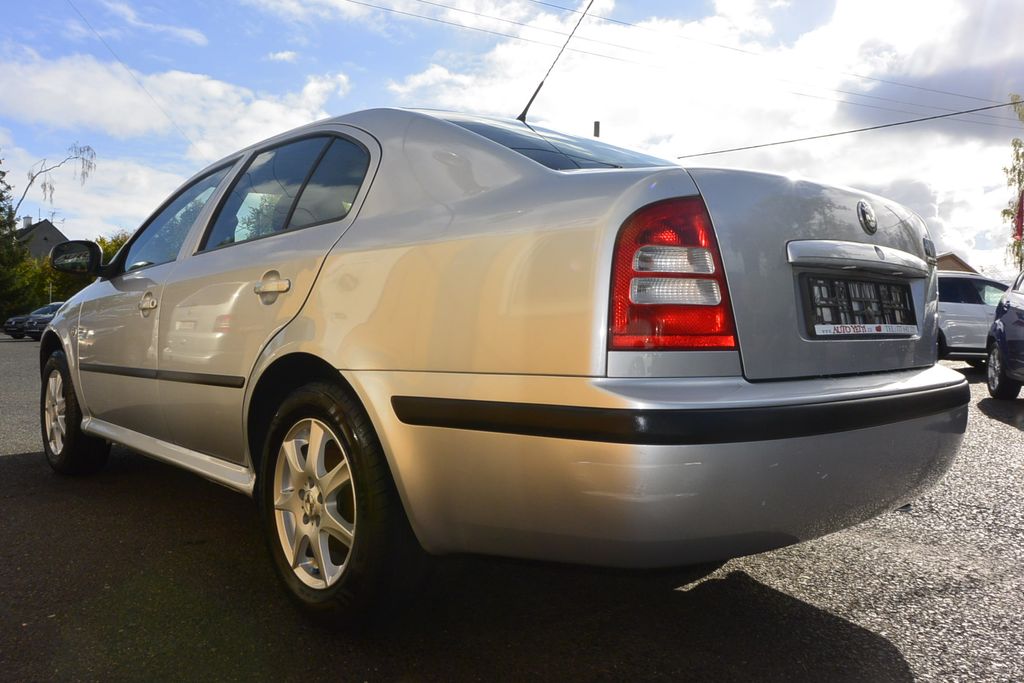 Škoda Octavia 1.6i