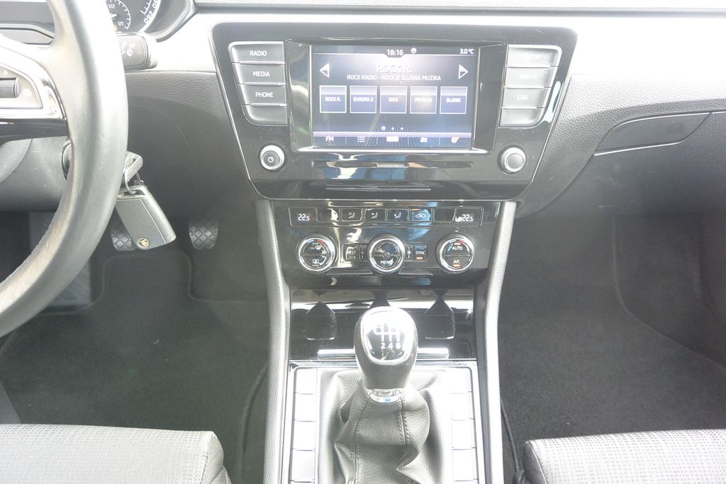 Škoda Superb 1.4TSi 110kW