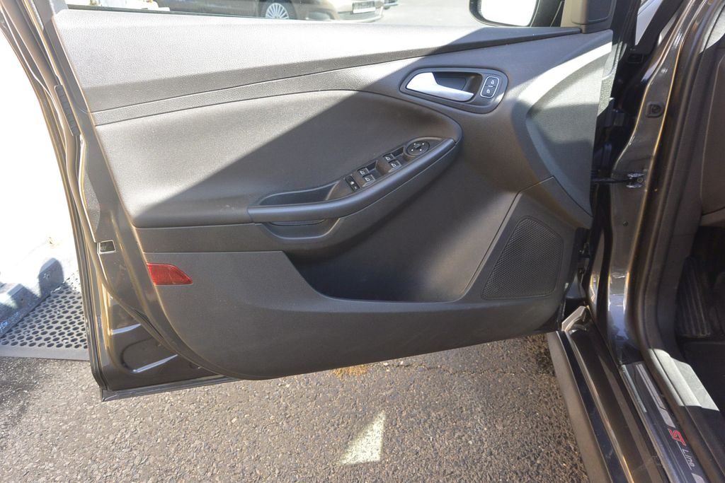 Ford Focus 1.0EcoBoost ST-Line