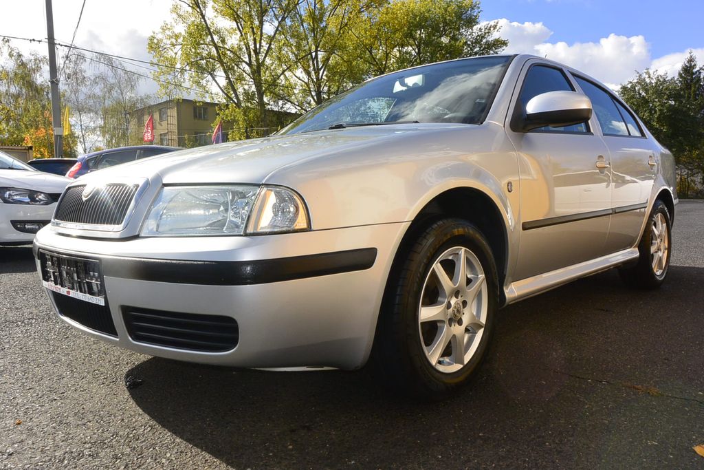 Škoda Octavia 1.6i