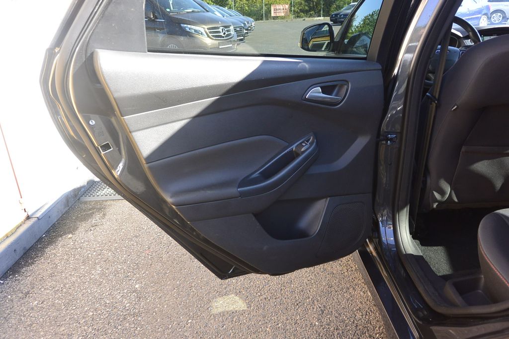 Ford Focus 1.0EcoBoost ST-Line