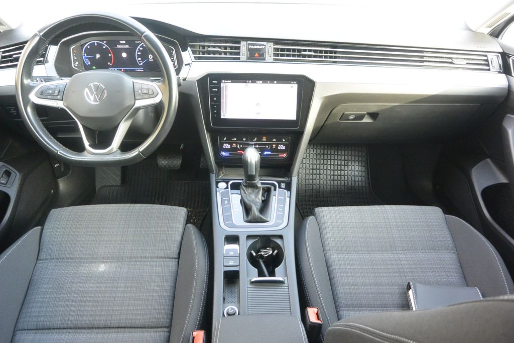 Volkswagen Passat 2.0TDi DSG * DPH *
